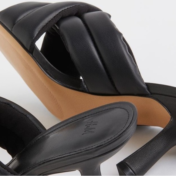 H&M Black Mules Size 9 in faux leather - Picture 4 of 16